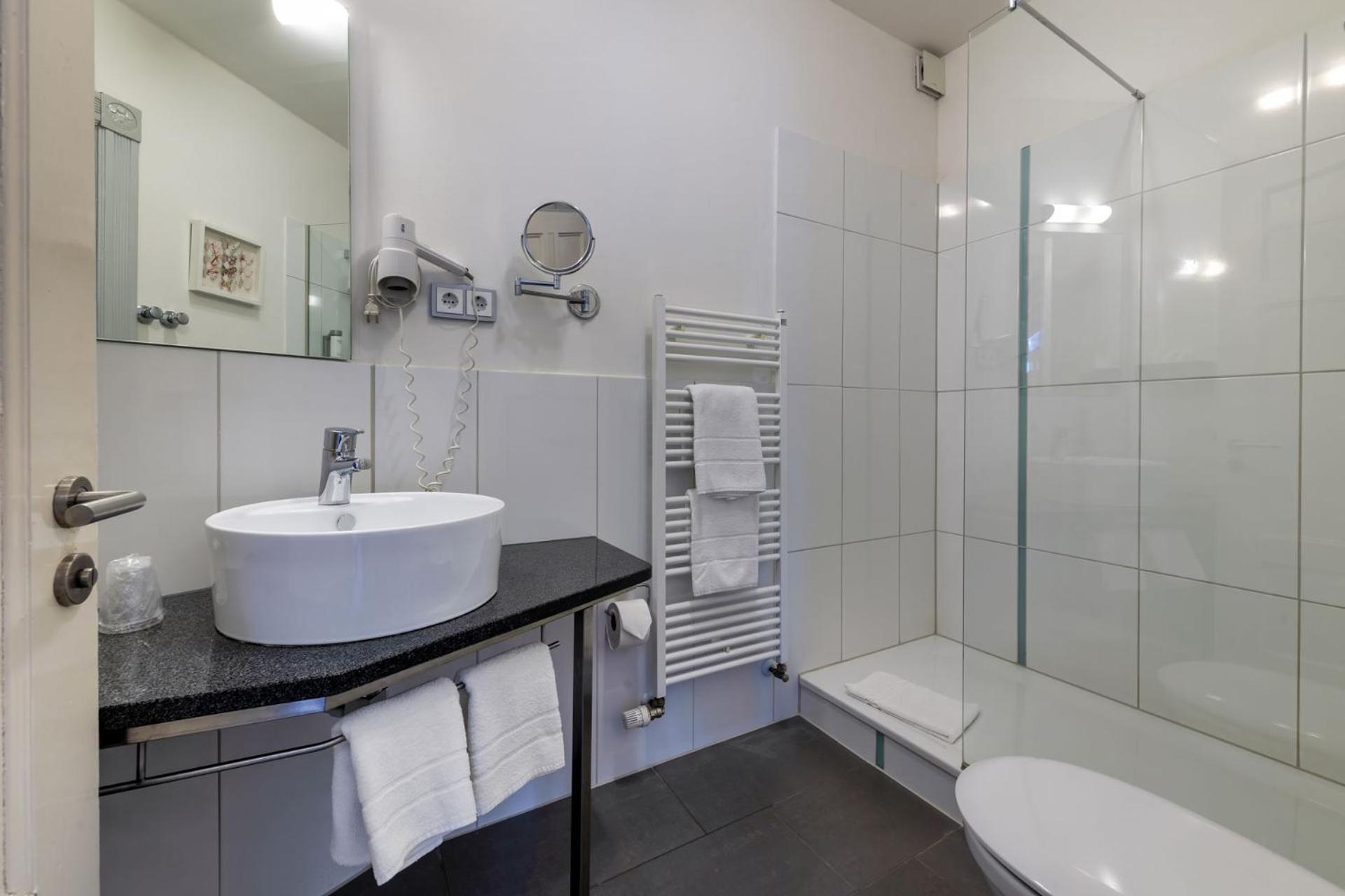 Designhotel 1690 & Apartments 伦茨堡 外观 照片